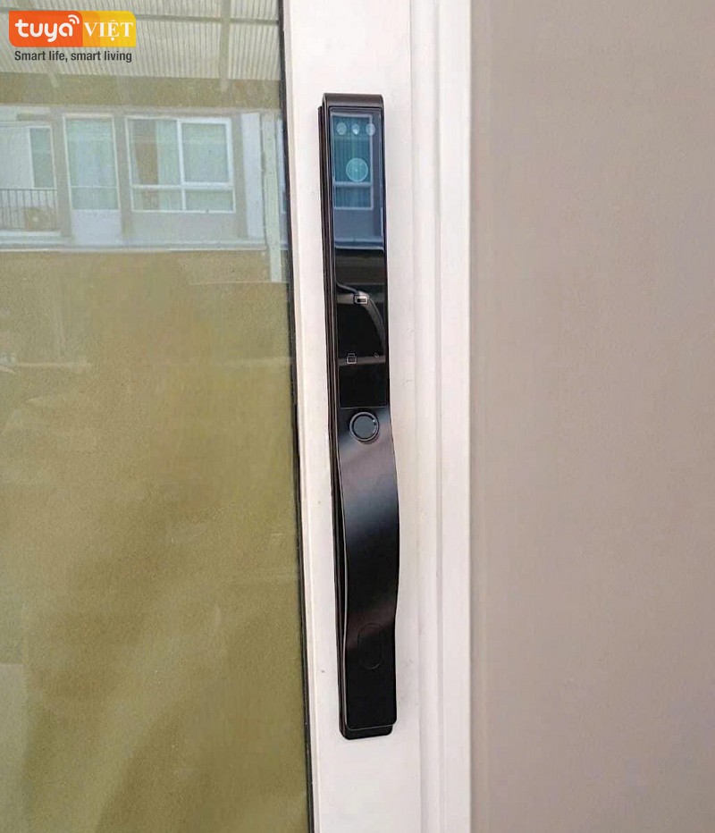 Khoa cua nhan dang khuon mat Binh Duong-Lap cho cua nhom