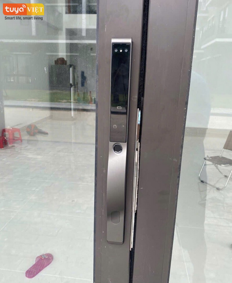 Khóa cửa nhận dạng khuôn mặt Đồng Nai - Lắp cho cửa nhôm