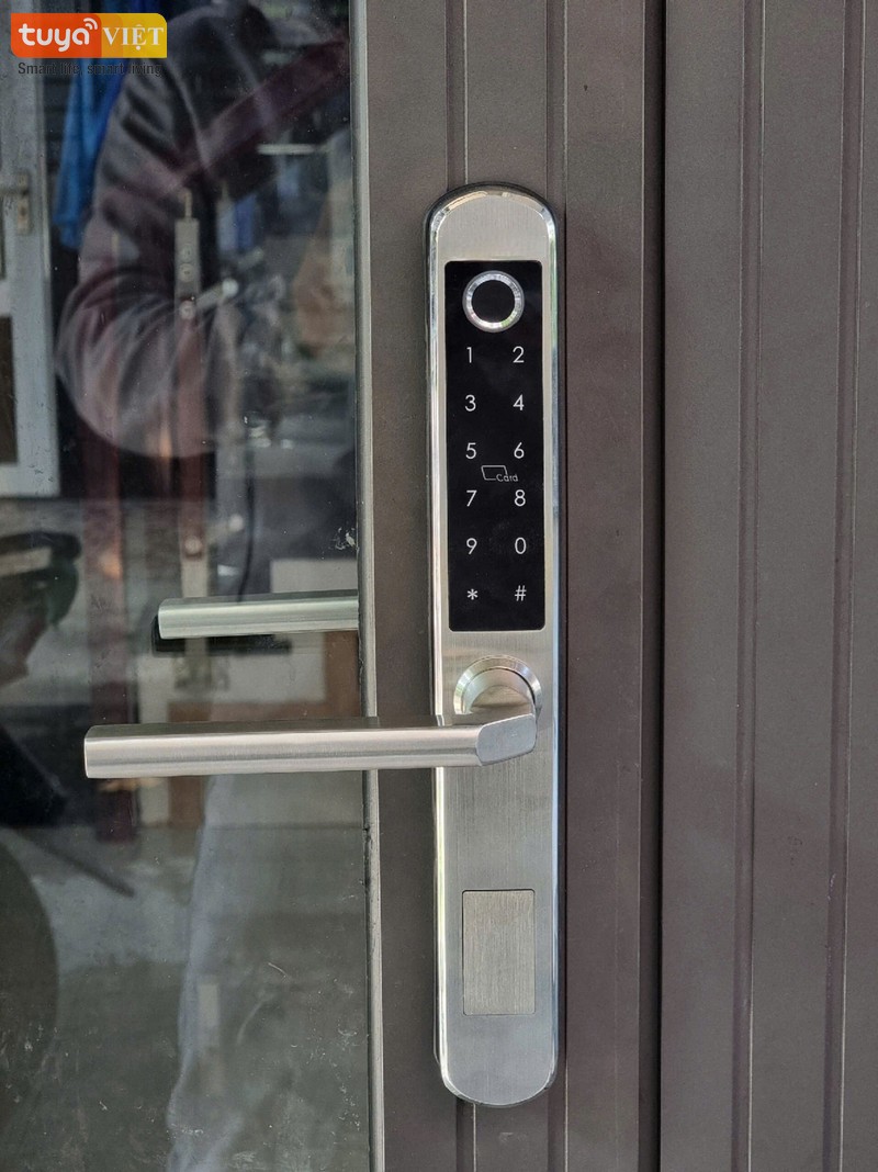 Khóa vân tay giá rẻ Hưng Yên - Lắp cho cửa Xingfa